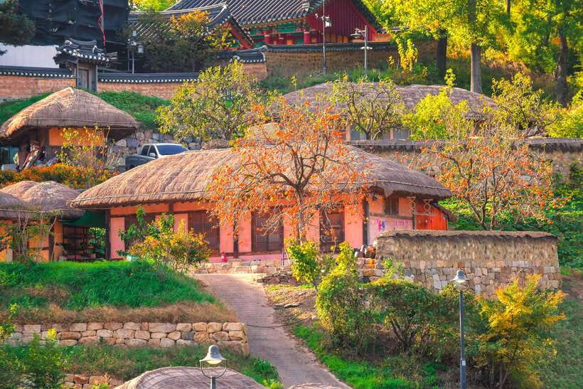 From Busan: Gyeongju UNESCO World Heritage Guided Day Tour - Why This Tour Works
