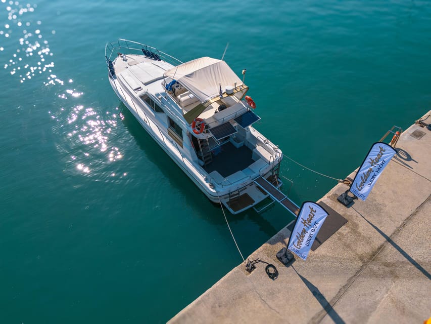 From Corfu: Luxury Yacht Cruise to Paxos and Antipaxos - Who Is This Tour Best For?