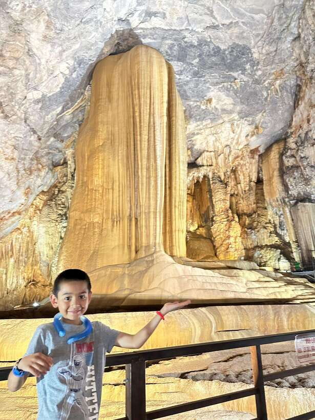 From Dong Hoi: Paradise Cave and Mooc Spring Day Trip - Exploring the Wonders of Paradise Cave