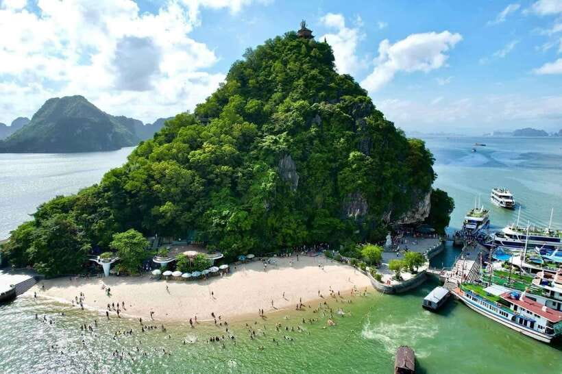From Hanoi: Ha Long Bay Full-Day Luxury Cruise - Itinerary Highlights