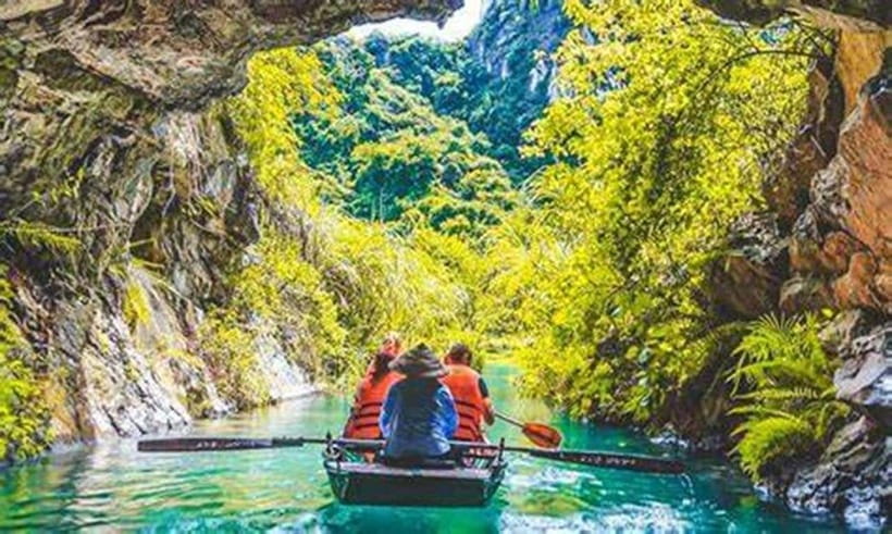 From Hanoi: Hoa Lu and Trang An Day Tour - Itinerary Details