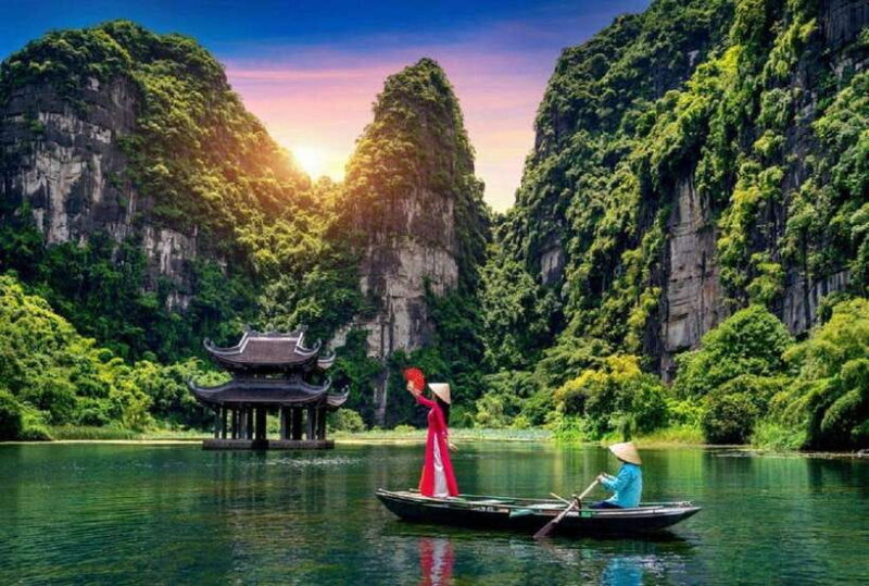 From Hanoi: Trang An Boat, Bai Dinh Pagoda, & Mua Cave Tour - Key Points
