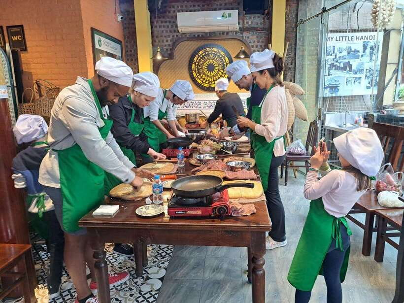 From Hanoi: Vietnamese Cooking Class in Hanoi Old Quarter - Class Structure and Schedule