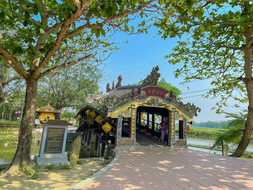 From Hue: Hoi an Guided Bus Tour With 4 Scenic Stops - Thanh Toan Bridge