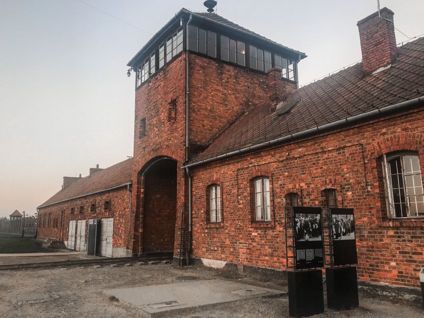 From Krakow: Auschwitz-Birkenau Private or Shared Tour - The Tour in Detail: What to Expect