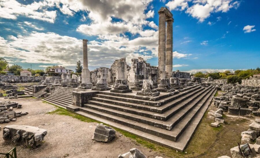 From Kusadasi: Guided Tour of Priene, Miletos and Didyma - Miletos: The Coastline Powerhouse