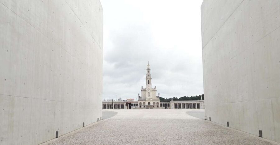 From Lisbon: Half-Day Fátima PRIVATE Tour - The Return Journey  