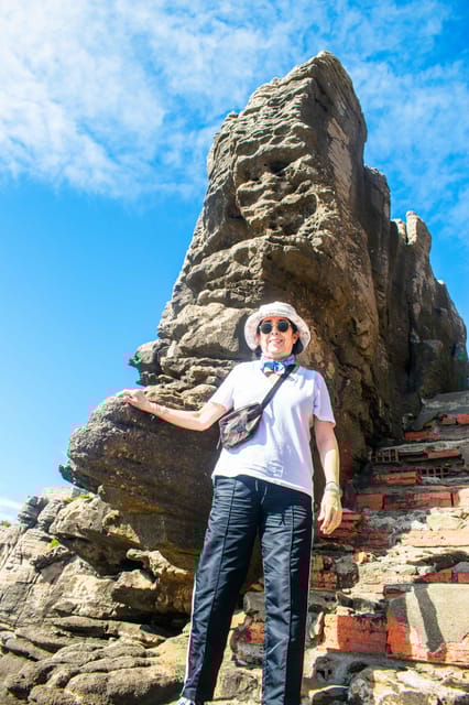 From Lisbon: Óbidos and Peniche Day Tour with Local Guide - What to Expect: A Day Filled with Charm and Coastal Views