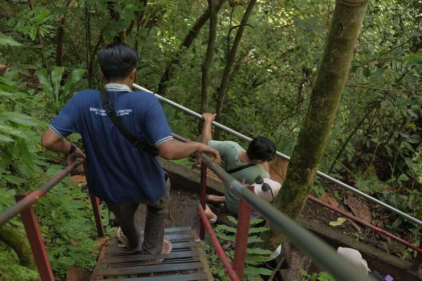 From Malang: Tumpak Sewu Waterfall Day Trip (Sharing) - What Makes This Tour Stand Out?