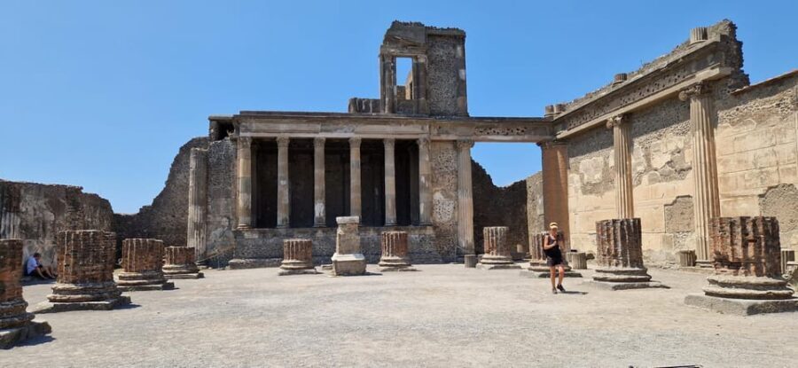 From Naples: Pompeii and Mount Vesuvius Day Trip with Lunch - FAQ