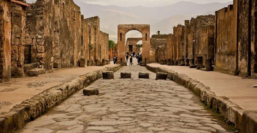 From Naples: Private tour Vesuvius, Herculaneum and Pompeii - What This Tour Means for You