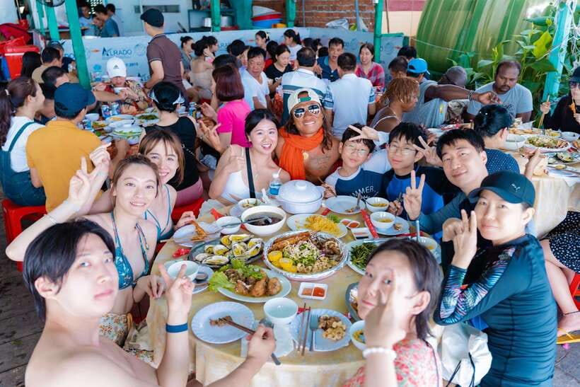 From Nha Trang: Relaxing Mini Beach & Snorkeling Tour - Itinerary and Activities