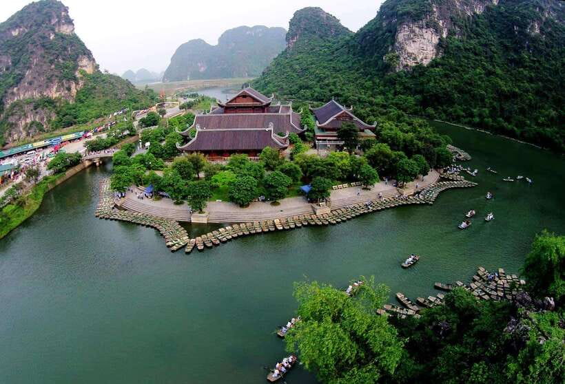 From Ninh Binh : Hoa Lu, Trang An, and Mua Cave Day Tour - Highlights of Mua Cave