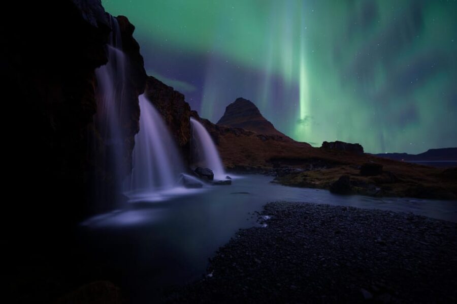 From Reykjavík: Private Northern Lights Tour - Why Choose a Private Northern Lights Tour?