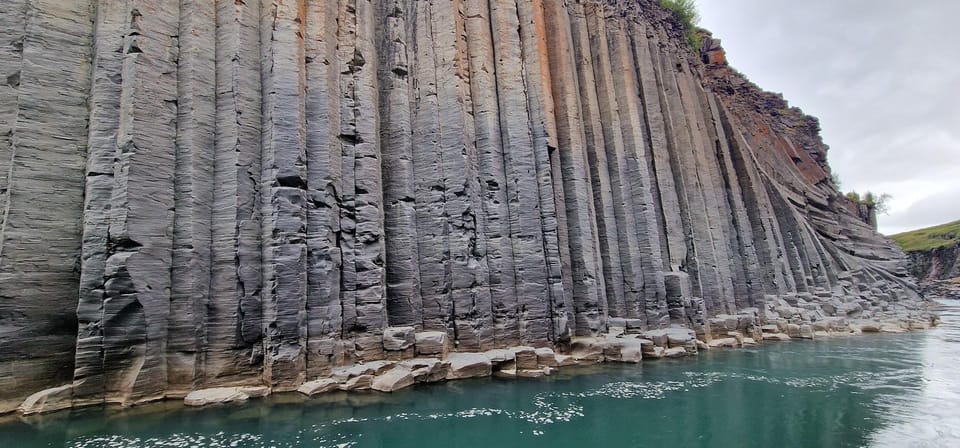 From Seydisfjordur: Stuðlagil Canyon and Vök Baths Day Tour - Who is This Tour Best For?