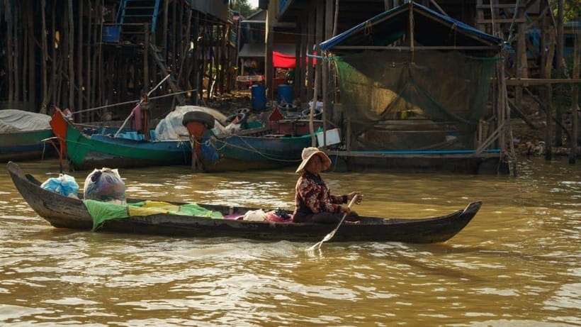 From Siem Reap: Kampong Phluk Floating Village Tour by Boat - The Guides and Transportation