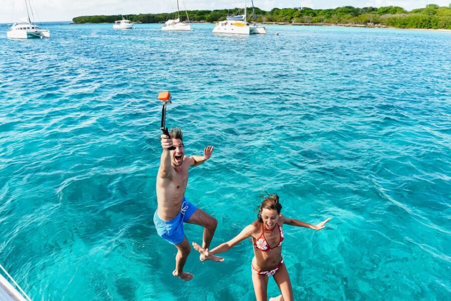 From Split: Blue Cave & 5 Islands with Vis & Hvar Boat Tour - What the Tour Includes & Excludes