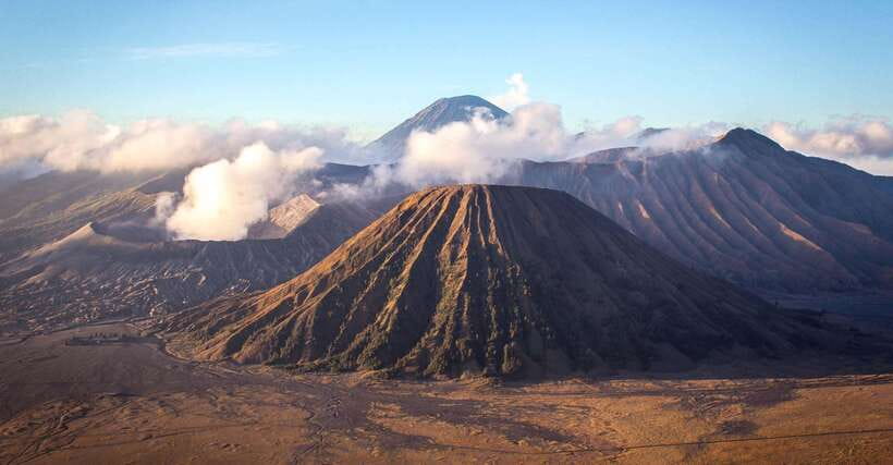 FROM SURABAYA: MOUNT BROMO, TUMPAK SEWU, RAFTING TOUR 3D2N - Day 3: Pekalen River Rafting – White Water Adventure  