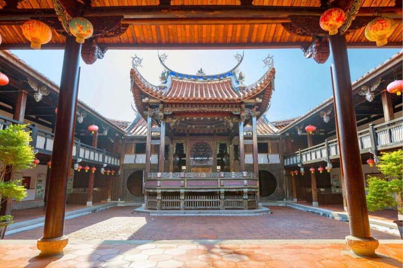 From Taipei : Taichung Highlights & Cultural Private Tour - The Itinerary in Detail