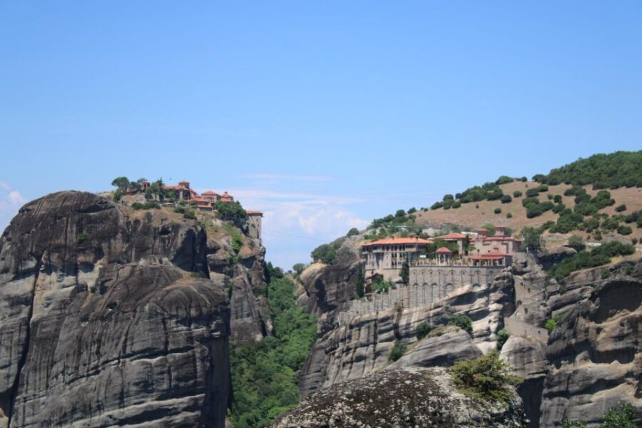 From Thessaloniki :Private driving tour to Meteora - Exploring the Monasteries: Highlights and Expectations
