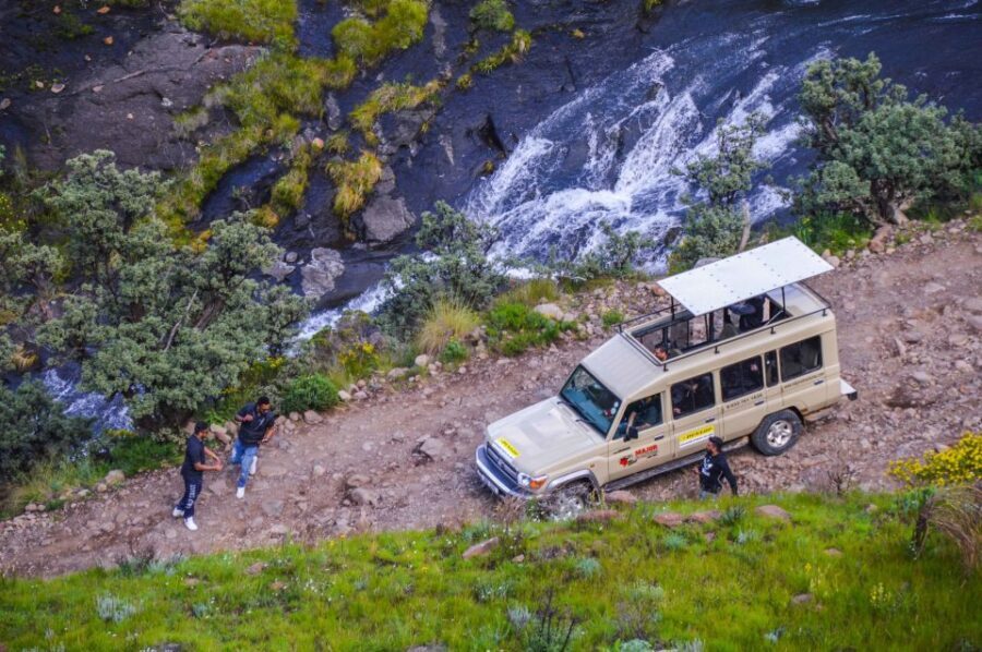 From Underberg: Sani Pass Day Tour - Authentic Moments and Practical Tips