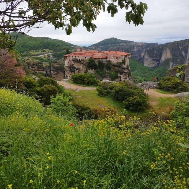 From Volos : Meteora Monasteries and Rocks Guided Tour - A Deep Dive into the Meteora Experience