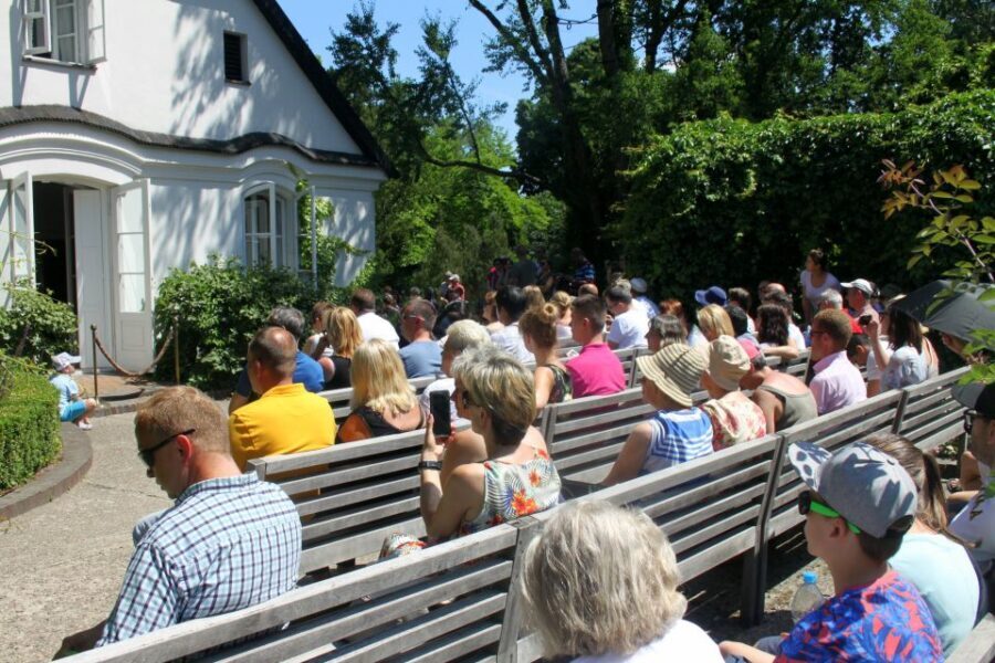 From Warsaw: Tour to Chopin's Birthplace - elazowa Wola - The Experience in Detail