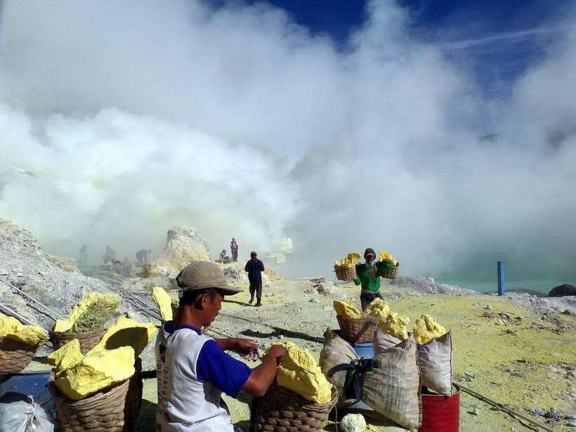 From Yogyakarta: 3Days Mount Bromo & ijen Vulcano - What’s Included and What’s Not