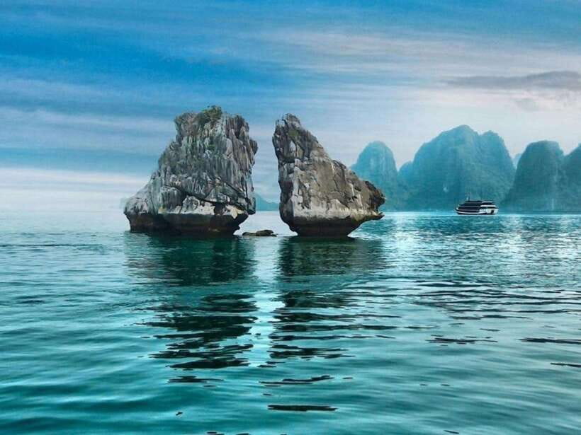 Full-Day Ha Long Cruise With Sea Activities & Local Lunch - Itinerary Highlights