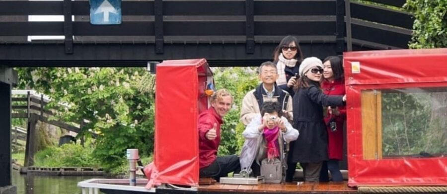 Giethoorn: Canal cruise Giethoorn village and lake - Why This Tour Offers Great Value