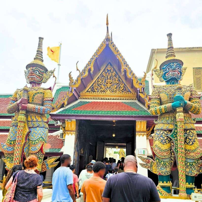 Grand Palace, Wat Pho, Wat Arun, Damnoen Maeklong, Yaowarat - Iconic Landmarks Explored