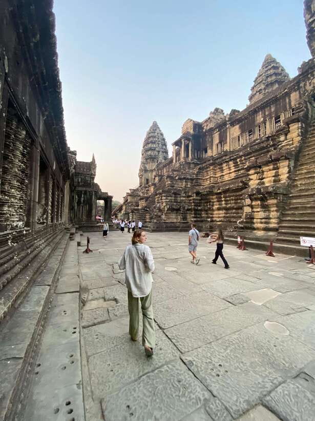 Guided Angkor Wat Sunrise Offbeat Tour by Tuk-Tuk - Detailed Day Breakdown