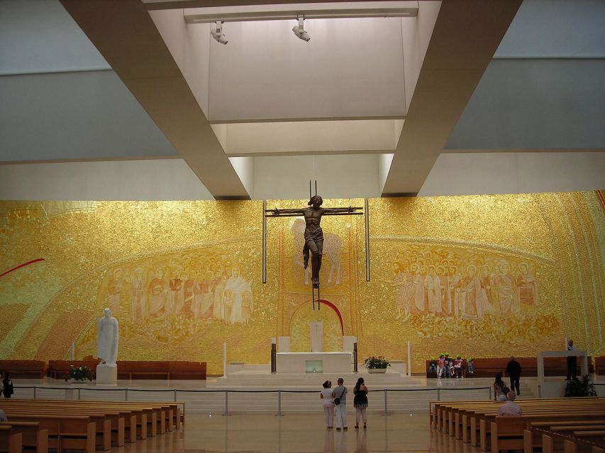 Half-Day Private Transport to Fátima - What to Expect on the Tour