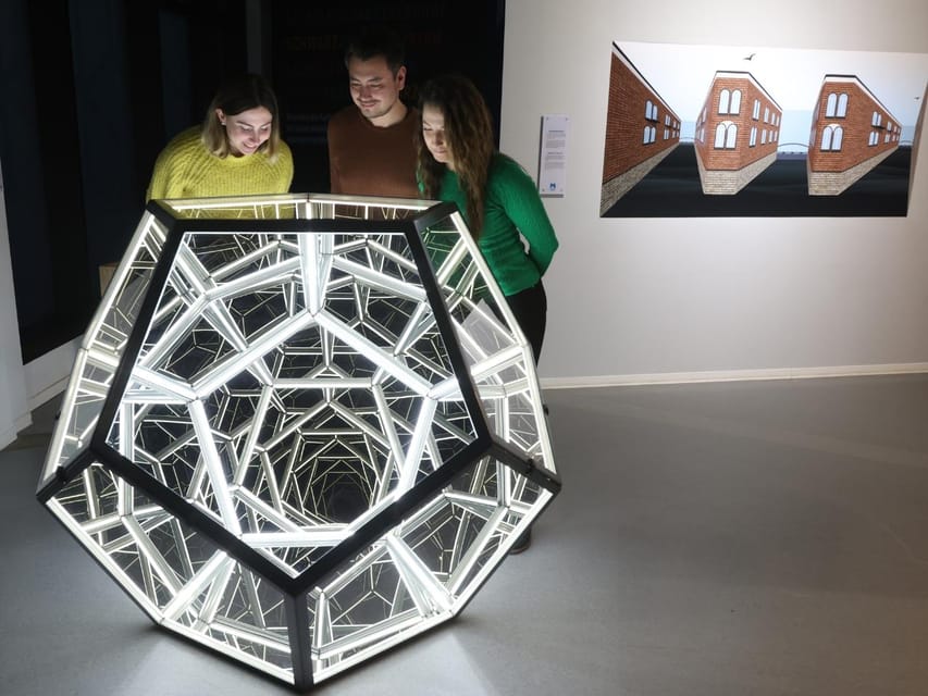 Hamburg: Museum of Illusions Ticket - What to Expect When Visiting the Hamburg Museum of Illusions