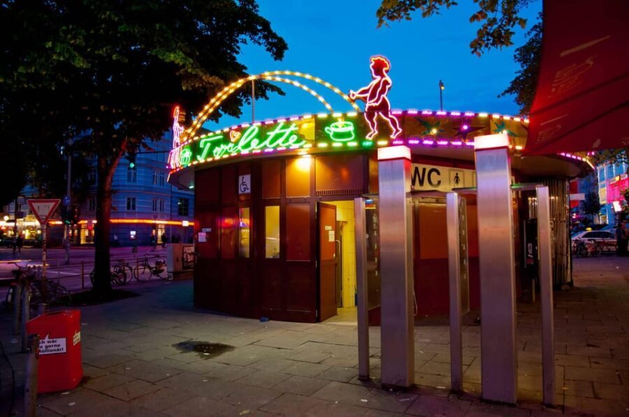 Hamburg: Private Reeperbahn Guided Walking Tour - Practical Details and Tips