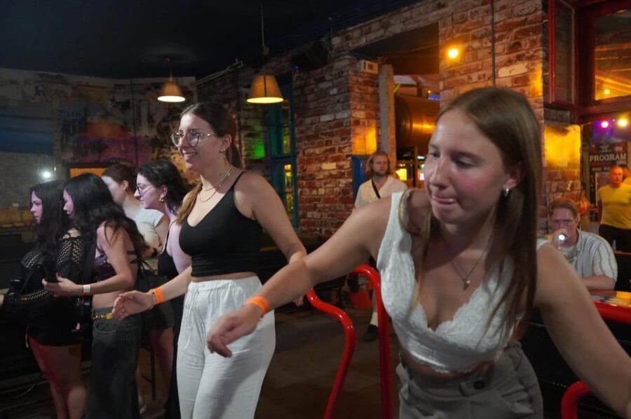 Hamburg: Reeperbahn Pub Crawl with Shots and Games - The Sum Up