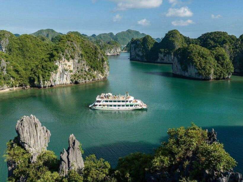 Hanoi: Lan Ha Bay & Cat Ba Island Day Trip on Luxury Cruise - Itinerary Highlights