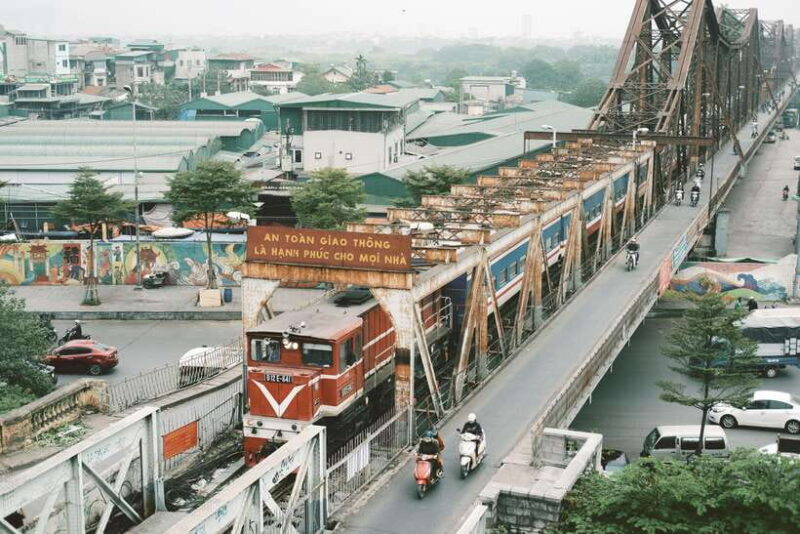 HANOI MOTORBIKING TO TOURIST ATTRACTIONS & STREET FOOD TOUR - Overview of the Tour Experience