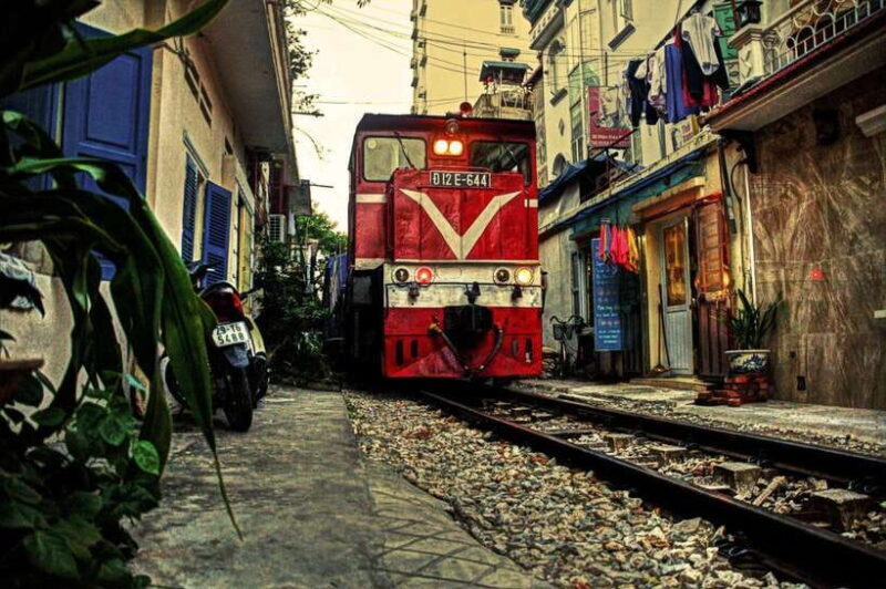 HANOI: MOTORBIKING TO TRAIN STREET AND TEMPLE OF LITERATURE - Exploring the Vibrant Streets of Hanoi