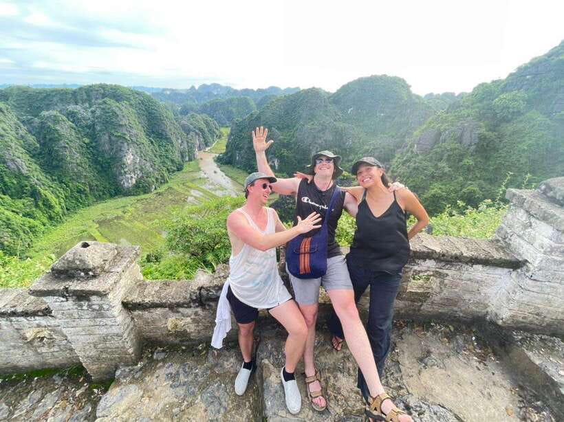 Hanoi: Ninh Binh, Bai Dinh Pagoda, Trang An & Mua Cave Tour - Itinerary Highlights