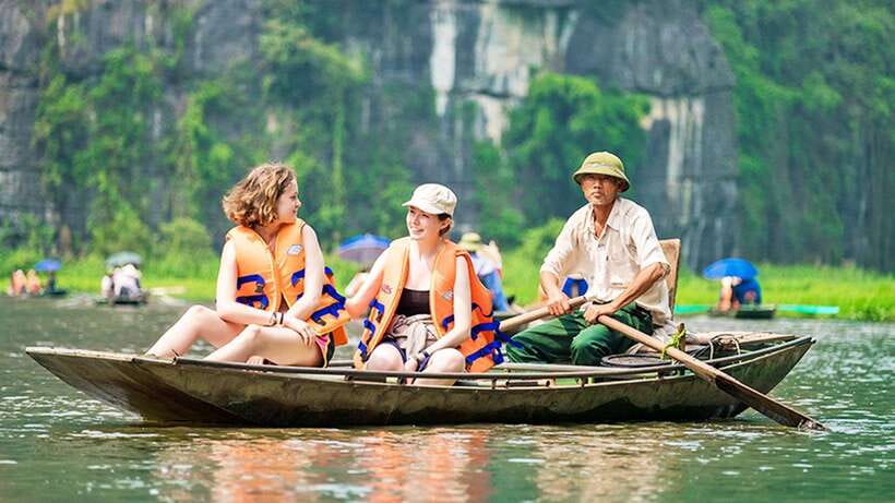 Hanoi: Ninh Binh, Hoa Lu, Tam Coc With Hanoi Food Tour - Itinerary of Ninh Binh Full Day Trip