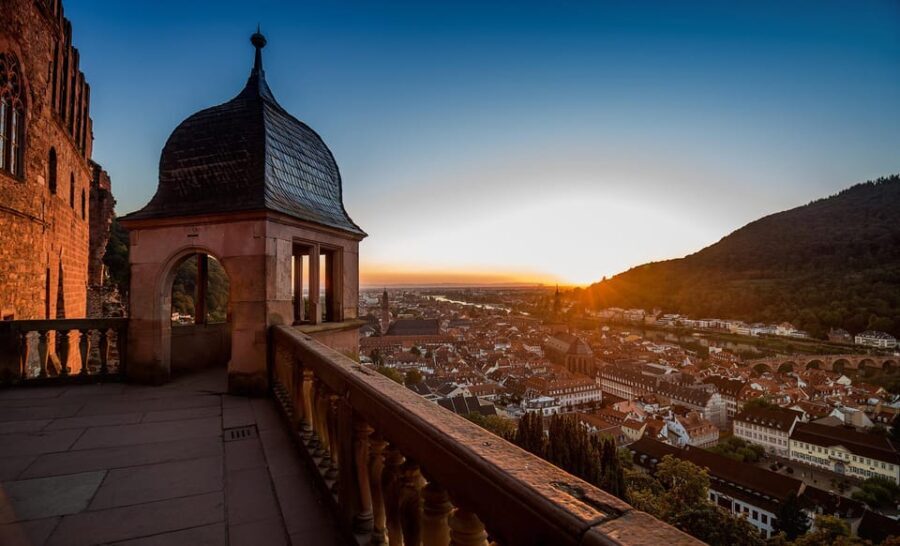 Heidelberg: Heidelberg Castle Garden & Outside Private Tour - The Experience for Different Types of Travelers