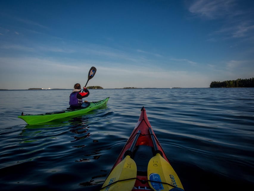 Helsinki: Midnight Sun Kayaking Tour with Campfire - FAQ