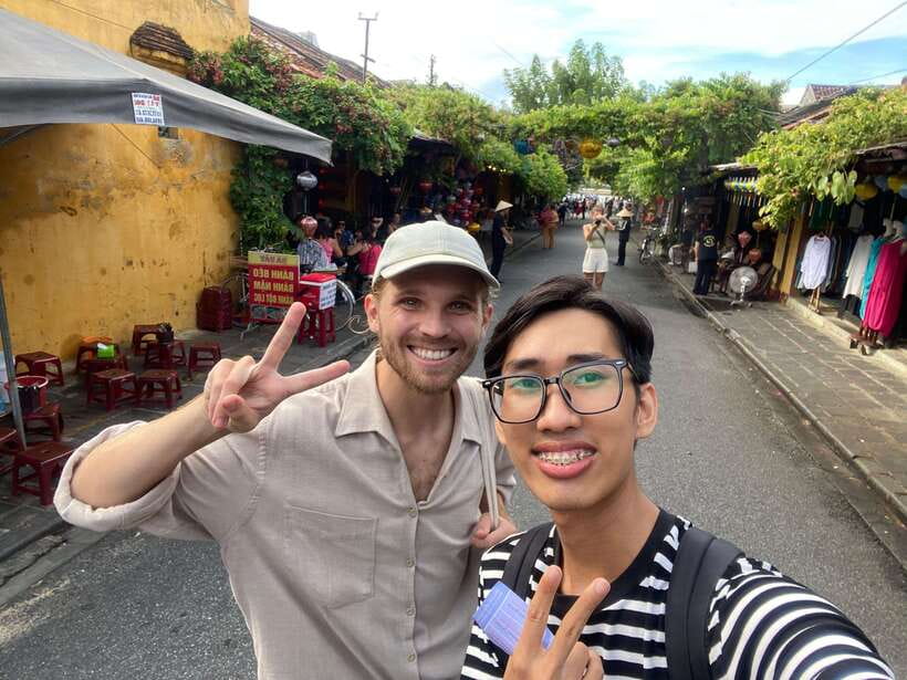 Hoi an Ancient Town- Exploring the Town With Local Guide - Taking in Local Culture and Traditions
