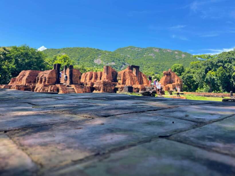 Hoi An: My Son Ruins: Guide-Bus-Boat-Cultural Show-Lunch - Itinerary and Highlights
