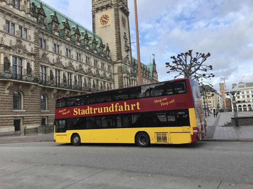 Hop-On/Hop-Off city tour incl. 1 hour harbor tour - The Value Proposition