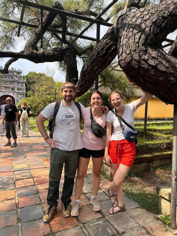 Hue Imperial Ancient City Tip-Based Walking Tour - Itinerary and Highlights