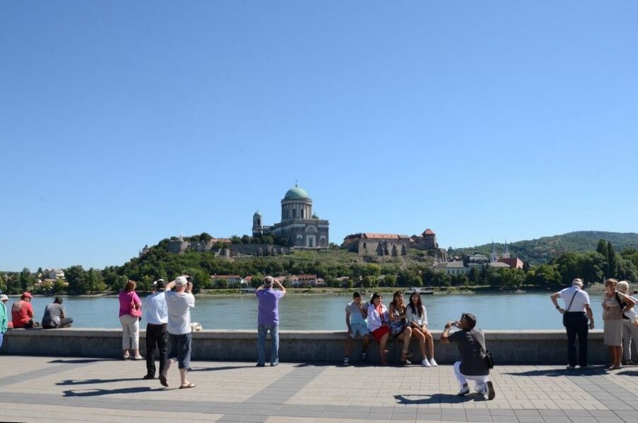 Hungary: Full-Day Private Danube Bend Tour - Who Should Consider This Tour?