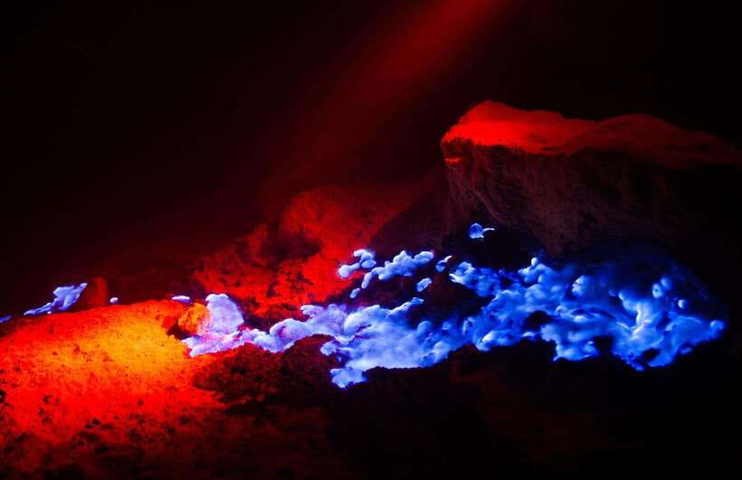 Ijen Blue Fire: Midnight Trek and Sunrise Adventure - What Travelers Love About This Tour