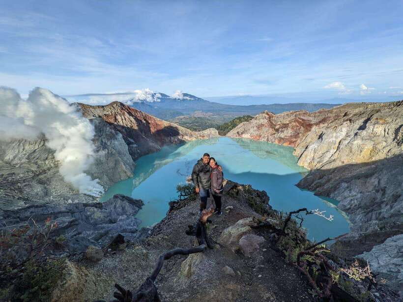 Ijen Sunrise Tour from Banyuwangi - Authentic Experiences at Ijen